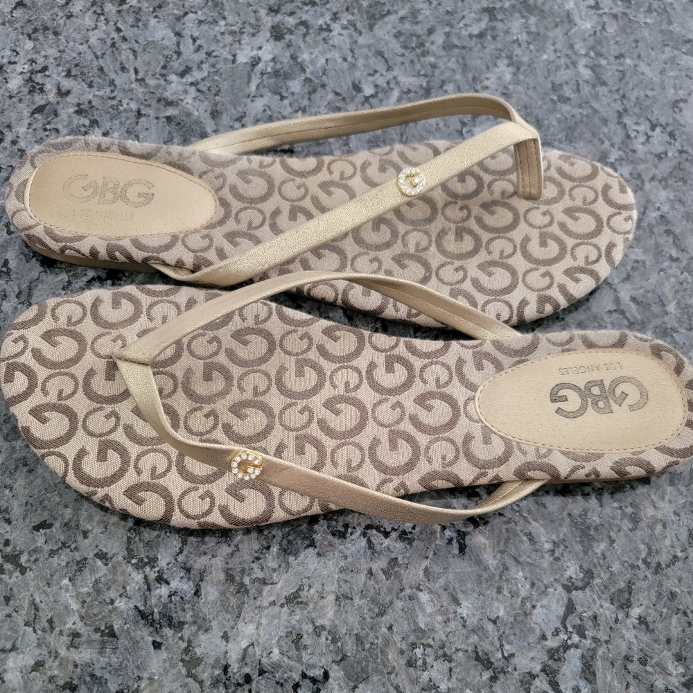 GUESS gold  flipflop